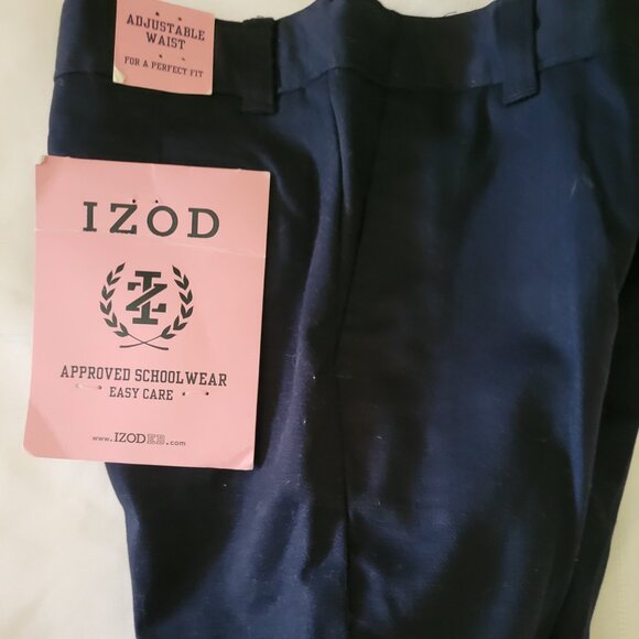 Izod NWT Adjustable waist 6X Navy shorts. Mixed Bin Z30 - Picture 1 of 4